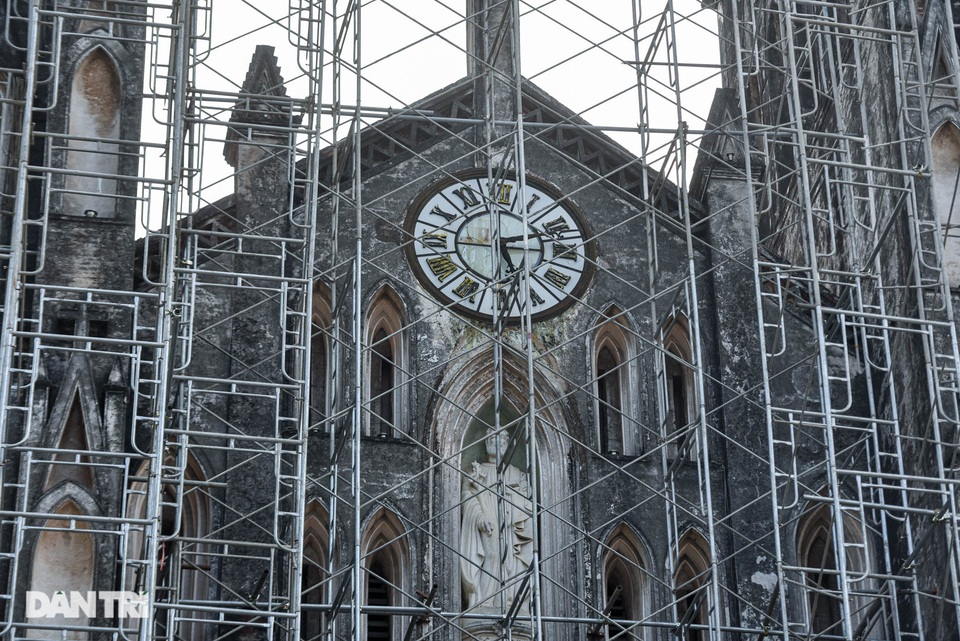 Những hình ảnh cuối cùng của Nhà thờ lớn Hà Nội trước ngày khoác áo mới - 7 Những hình ảnh cuối cùng của Nhà thờ lớn Hà Nội trước ngày khoác áo mới - 7