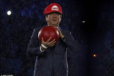 Thủ tướng Nhật Bản đóng vai Super Mario trong lễ bế mạc Olympic 2016