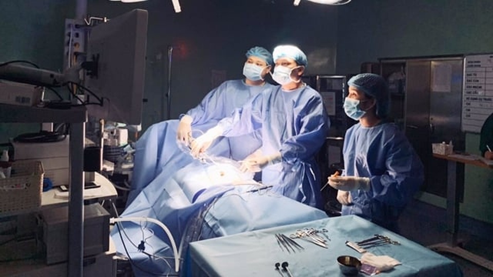 Hà Nội: Liên tục táo bón, bé trai 2 tuổi phải phẫu thuật - 1 Hà Nội: Liên tục táo bón, bé trai 2 tuổi phải phẫu thuật - 1