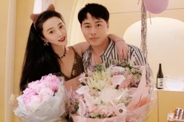 Phạm Băng Băng đón tuổi mới, không có Lý Thần bên cạnh