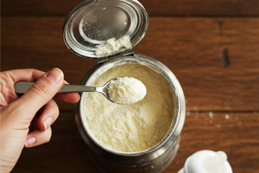 Giám đốc Sở ATTP TPHCM nói gì về việc trường học cho trẻ dùng sữa “lạ”?