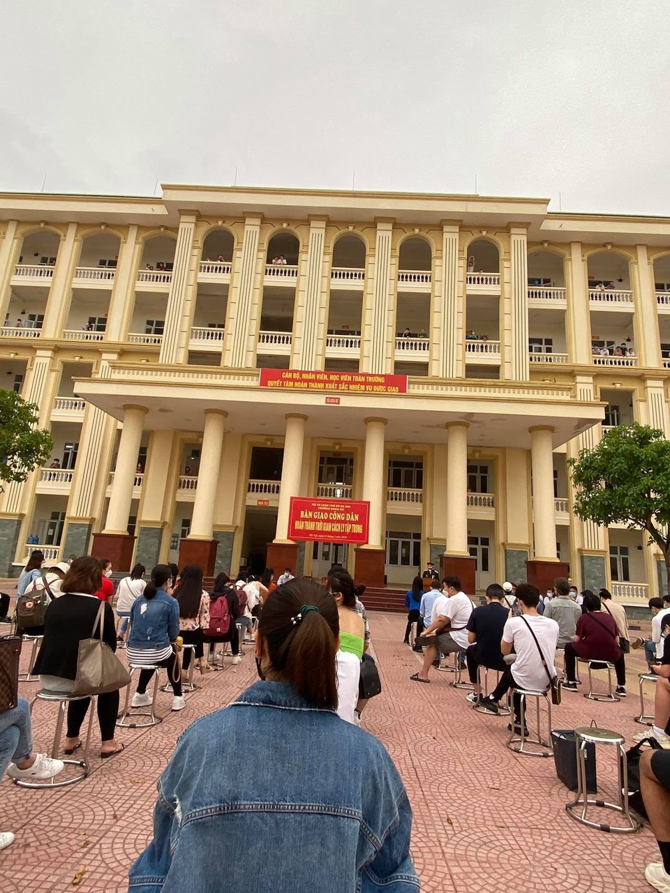 Nữ thủ khoa từng đỗ 5 trường chuyên trải qua 14 ngày đi cách ly thế nào? - 5