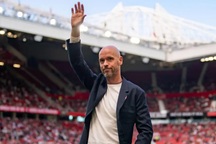 HLV Ten Hag gửi tâm thư cho Man Utd