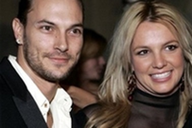 Britney Spears và Kevin Federline chính thức ly dị 