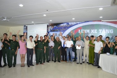 Tặng học bổng 100 triệu đồng/suất cho cháu của chiến sĩ lái xe tăng