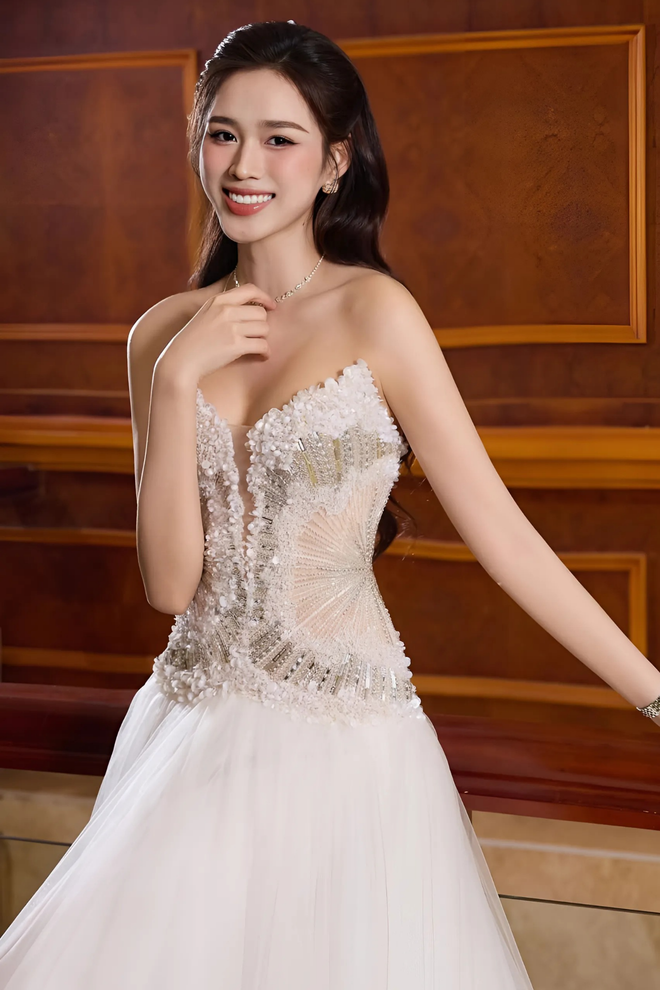 Hoa hậu Việt thành danh quốc tế: Thùy Tiên gặp sóng gió, HHen Niê viên mãn - 9 Hoa hậu Việt thành danh quốc tế: Thùy Tiên gặp sóng gió, HHen Niê viên mãn - 9