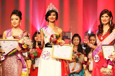 Hoa hậu người Việt tại Ba Lan: "Tôi thích Tết lắm!" 