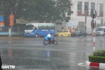 Cần Thơ đón "mưa vàng" sau gần nửa năm nắng gắt