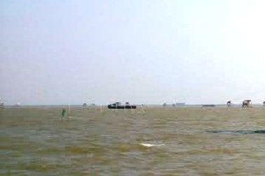 Tìm thấy thi thể nạn nhân trong vụ lật tàu