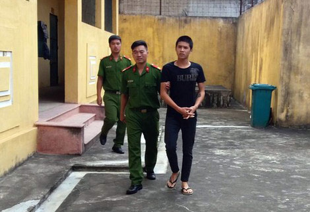 Bi kịch của những đứa con bị ruồng bỏ - 3 Bi kịch của những đứa con bị ruồng bỏ - 3