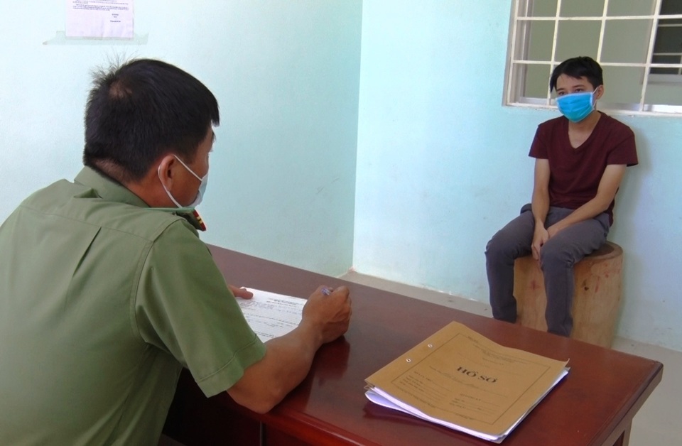 Tạm giam 3 người tổ chức đưa 9 người vượt biên trái phép - 2