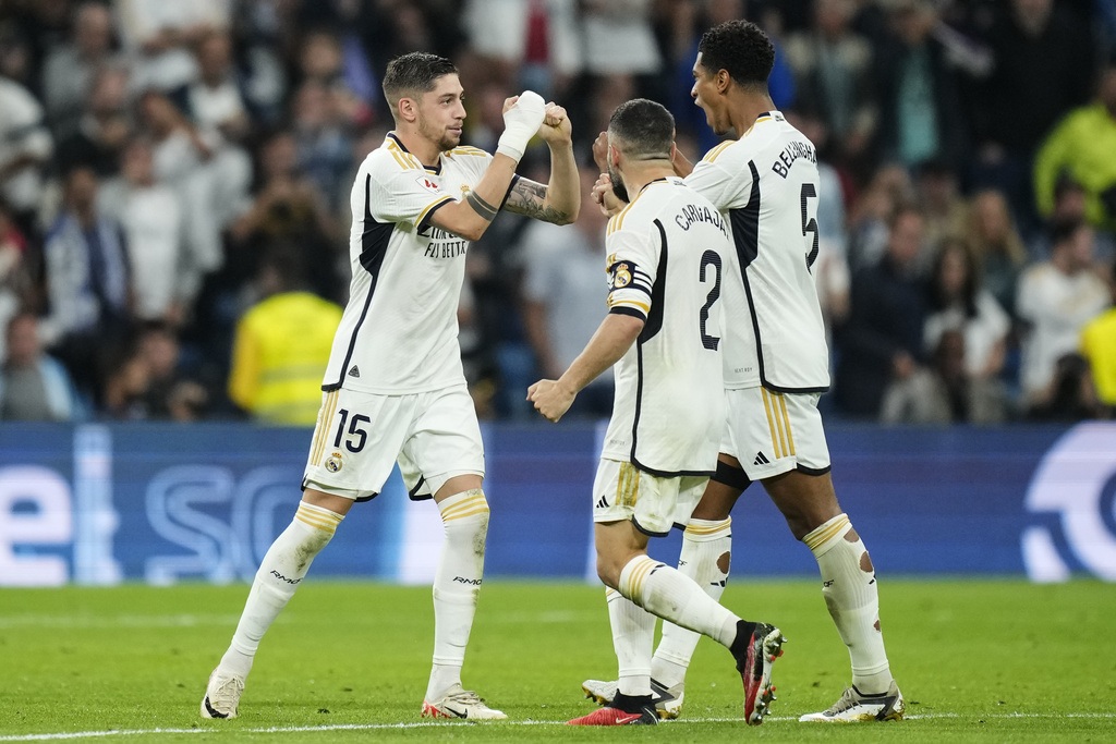 Đánh bại Sociedad, Real Madrid toàn thắng ở La Liga - 1 Đánh bại Sociedad, Real Madrid toàn thắng ở La Liga - 1