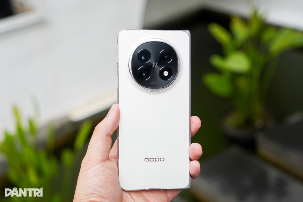 Đánh giá OPPO Find N5: Điện thoại màn hình gập mỏng nhất thế giới - 41 Đánh giá OPPO Find N5: Điện thoại màn hình gập mỏng nhất thế giới - 41
