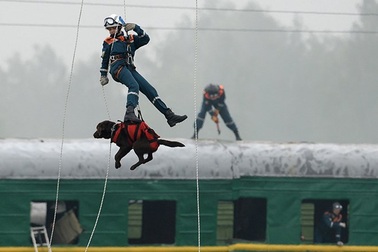 [Photo] Lực lượng cứu hộ khẩn cấp tinh nhuệ của Liên bang Nga