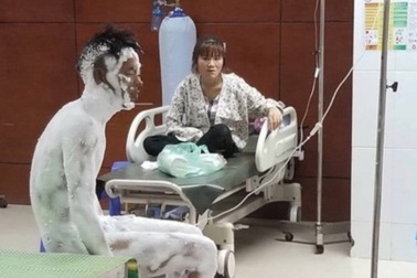 Người yêu đòi chia tay, nam thanh niên tẩm xăng tự thiêu