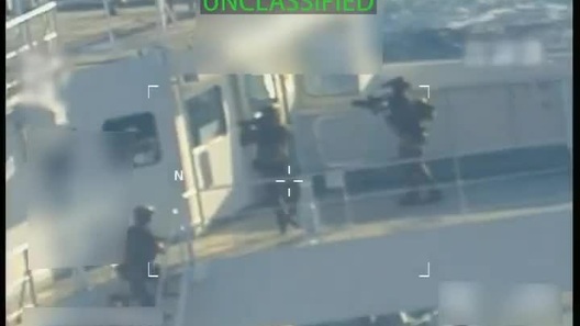 Mỹ bắt giữ tàu chở dầu ngoài khơi Venezuela