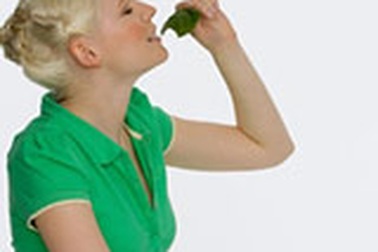 Rau quả có thể ngừa bệnh ung thư da