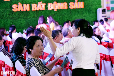 Sale bất động sản nghỉ việc sau khi bán được căn nhà 12 tỷ đồng