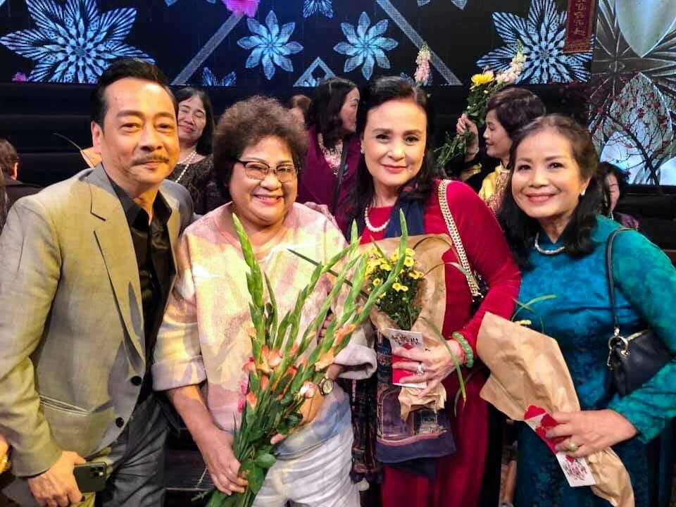 NSND Hoàng Cúc, NSƯT Minh Vượng tiết lộ về cái Tết đói, chia đôi… bát phở - 5 NSND Hoàng Cúc, NSƯT Minh Vượng tiết lộ về cái Tết đói, chia đôi… bát phở - 5