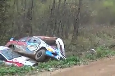 Kỳ lạ góc cua tử thần khiến các tay đua phải "khóc thét"