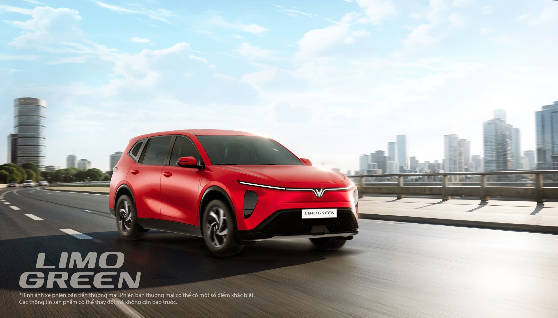 គណនេយ្យករស្រីបិទ VinFast Limo Green មួយទៀតបន្ទាប់ពីជោគជ័យជាមួយរថយន្ត VF 5 Plus ចំនួន 3 គ្រឿង - 2 Nữ kế toán chốt thêm VinFast Limo Green sau thành công với 3 chiếc VF 5 Plus - 2