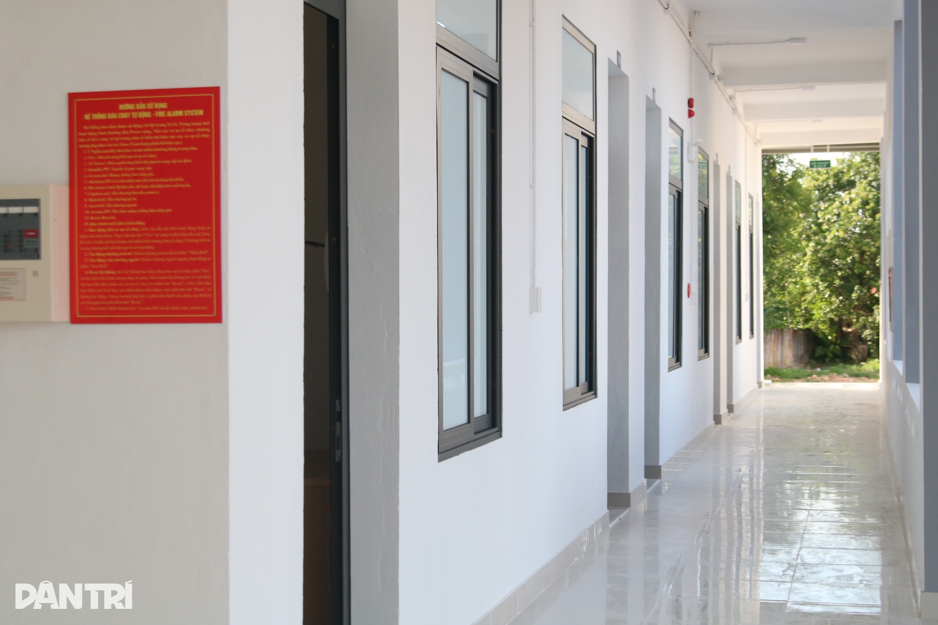 Trường học cũ thành nhà công vụ cho 500 cán bộ đi làm xa - 4 Trường học cũ thành nhà công vụ cho 500 cán bộ đi làm xa - 4