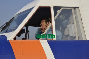 Bộ Quốc phòng họp khẩn về tìm kiếm máy bay CASA cùng 9 người mất tích