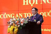 Xây dựng người công an nhân dân có trái tim nóng, cái đầu lạnh