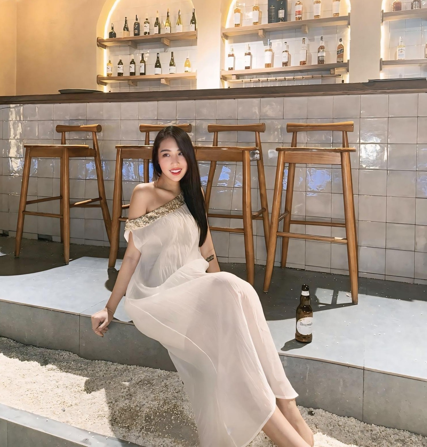 Quang Minh và bạn gái kém 37 tuổi bên nhau hạnh phúc, vượt sóng gió dư luận - 1 Quang Minh và bạn gái kém 37 tuổi bên nhau hạnh phúc, vượt sóng gió dư luận - 1