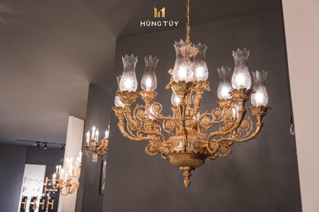 Showroom Hùng Túy tung chuỗi khuyến mại đón mùa lễ hội cuối năm - 5 Showroom Hùng Túy tung chuỗi khuyến mại đón mùa lễ hội cuối năm - 5