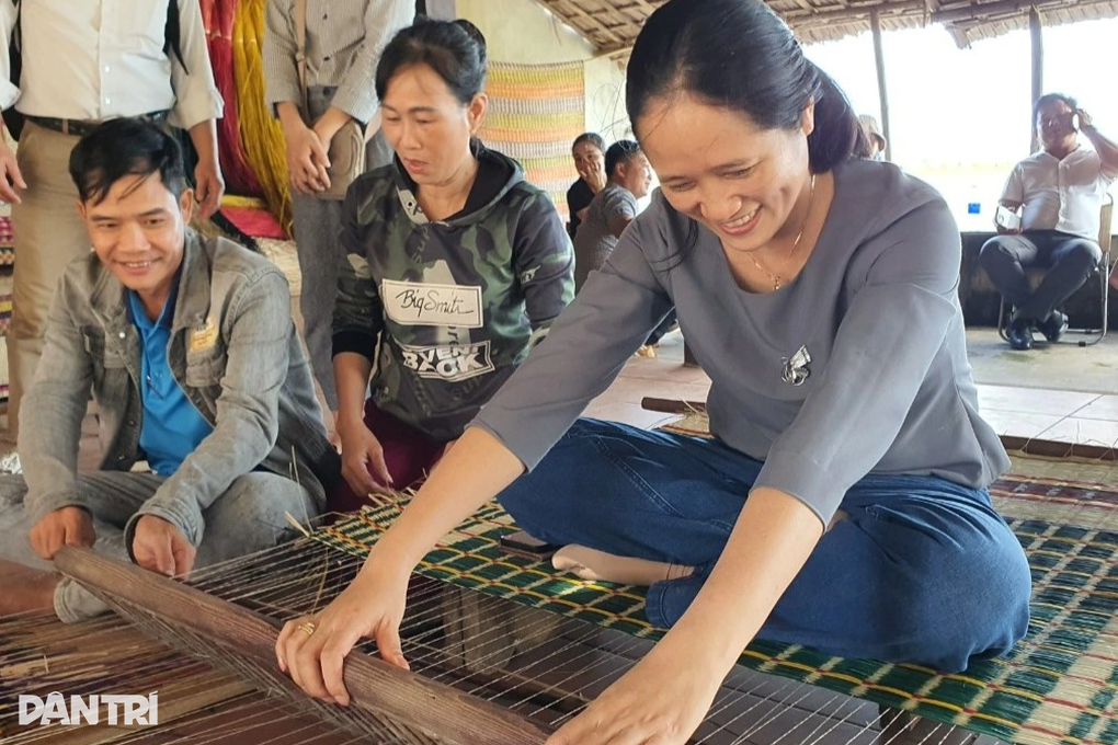 Kết nối các điểm du lịch nông thôn, tạo các tour tuyến mới để hút khách - 3 Kết nối các điểm du lịch nông thôn, tạo các tour tuyến mới để hút khách - 3
