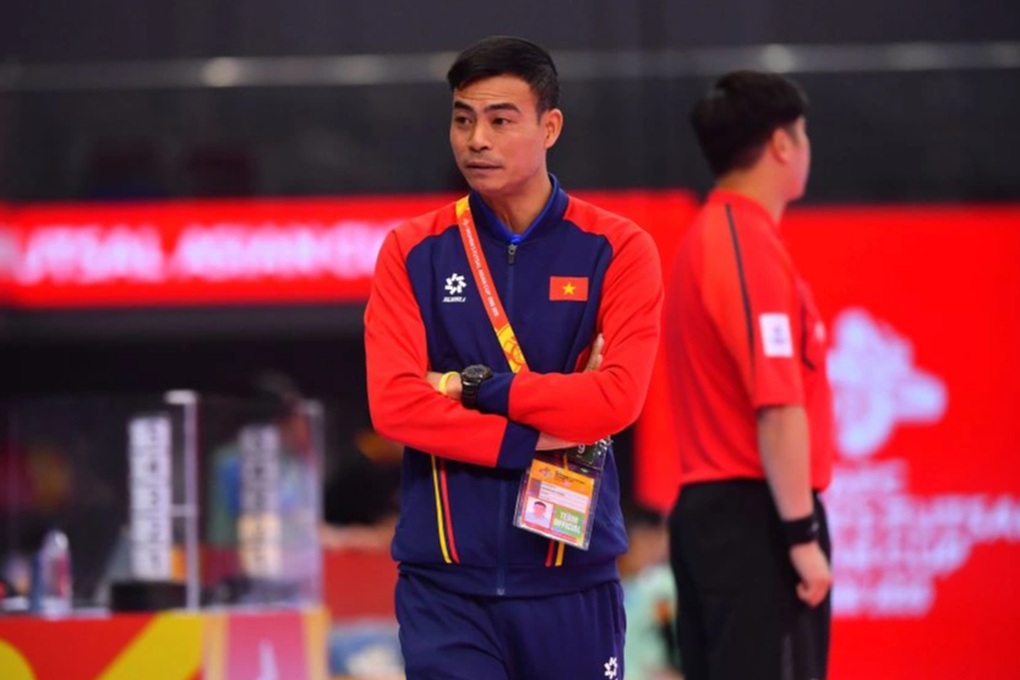 HLV futsal nữ Việt Nam nói gì sau khi đội nhà lọt vào tứ kết? - 1 HLV futsal nữ Việt Nam nói gì sau khi đội nhà lọt vào tứ kết? - 1