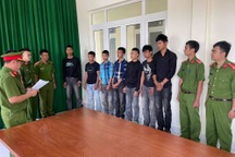 Khởi tố 7 đối tượng xông vào nhà chém tới tấp nam thanh niên