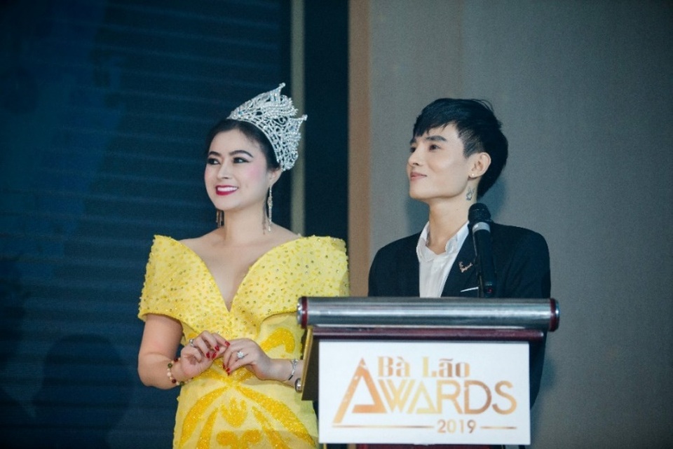 Bà Lão Awards 2019 khẳng định thương hiệu mỹ phẩm được yêu thích - 4 Bà Lão Awards 2019 khẳng định thương hiệu mỹ phẩm được yêu thích - 4