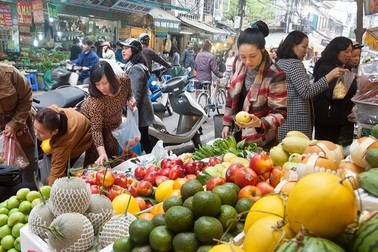 Tại sao phải tiêu vài chục triệu đồng cho một cái Tết?