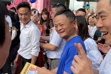 Jack Ma bất ngờ xuất hiện trước công chúng sau thời gian dài vắng bóng