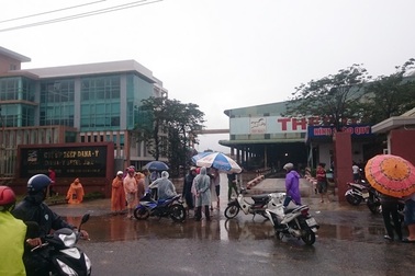 Vụ dân “vây” nhà máy thép: Di dời dân ra khỏi khu vực ô nhiễm