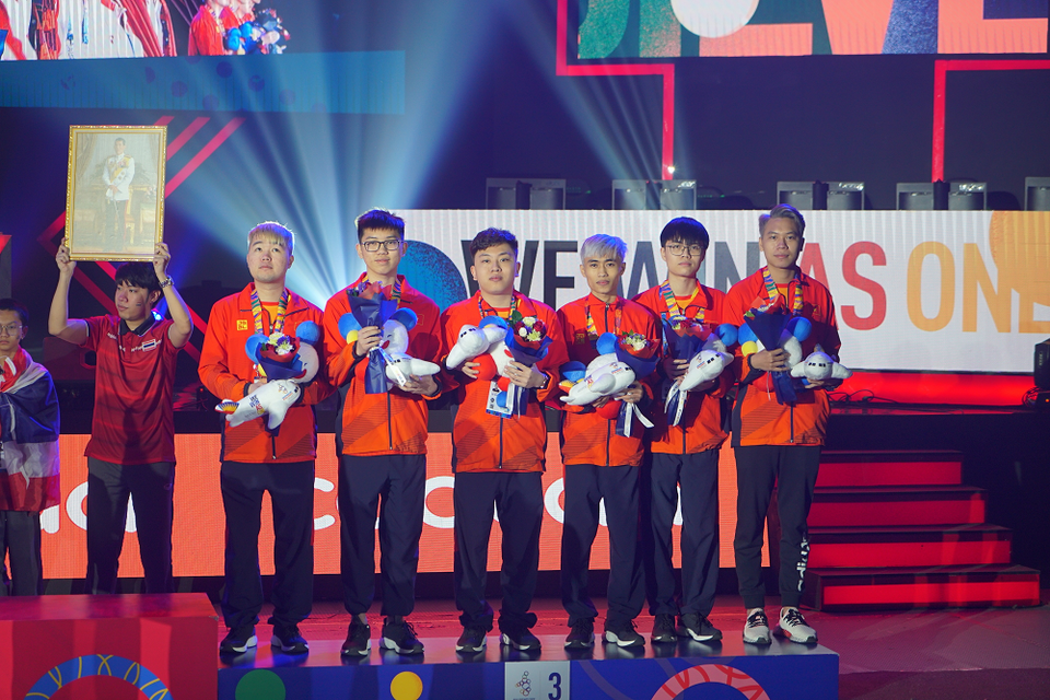 Nỗ lực phát triển hệ sinh thái Esports chuyên nghiệp ở Việt Nam - 5 Nỗ lực phát triển hệ sinh thái Esports chuyên nghiệp ở Việt Nam - 5