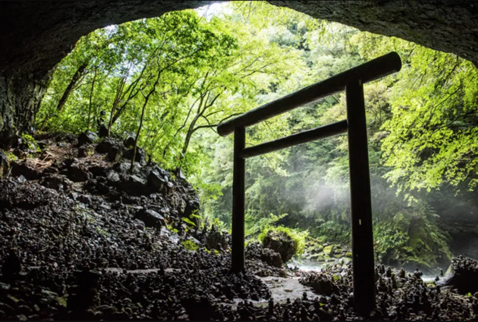 Những cánh cổng torii nổi tiếng nhất tại Nhật Bản - 4 Những cánh cổng torii nổi tiếng nhất tại Nhật Bản - 4