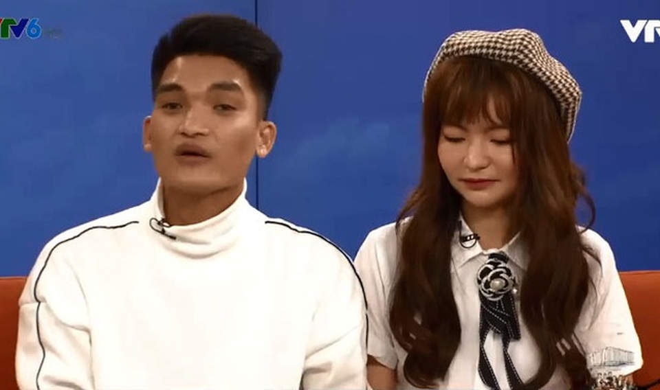 Mạc Văn Khoa khiến khán giả bật cười khi chia sẻ đi đăng ký kết hôn - 6 Mạc Văn Khoa khiến khán giả bật cười khi chia sẻ đi đăng ký kết hôn - 6