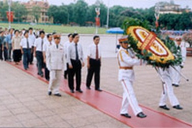 Ngày 17/5, tổ chức lễ viếng Chủ tịch Hồ Chí Minh