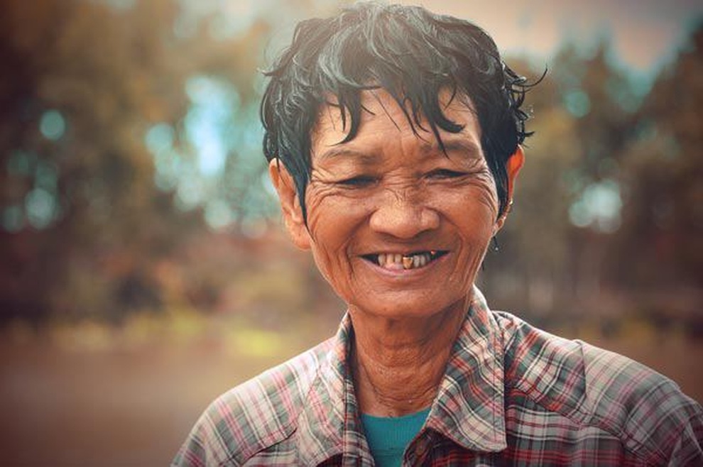 Bà bán vé số miền Tây trở thành Phụ nữ truyền cảm hứng năm 2021 - 1