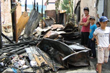 Suýt bị phạt vì... gọi điện thoại báo cháy!