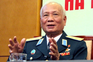 B52 “sập bẫy” tên lửa SAM 2 trên bầu trời Hà Nội