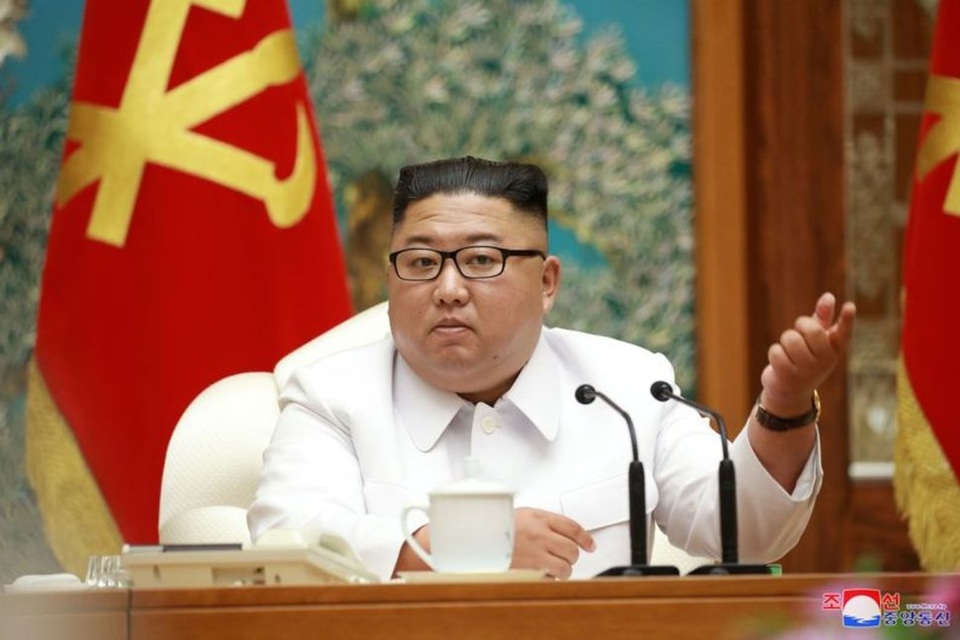 Chuyên gia: Ông Kim Jong-un có thể đã tiêm vắc xin Covid-19 của Trung Quốc - 1 Chuyên gia: Ông Kim Jong-un có thể đã tiêm vắc xin Covid-19 của Trung Quốc - 1
