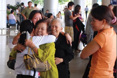 Bắn pháo hoa trong chương trình “Xuân quê hương 2010” 