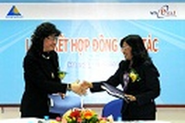 Prévoir Viêt Nam và VNPost Express ký kết hợp đồng hợp tác