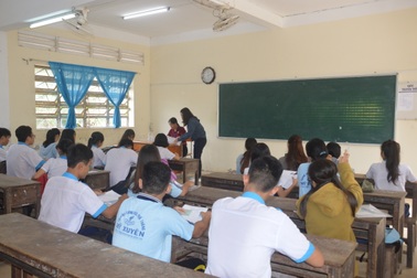 Hãy định hướng để con trẻ phản biện!