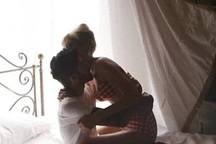 Siêu mẫu 9X lộ ảnh “giường chiếu” cùng cựu thành viên One Direction