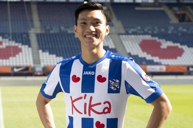 CLB Heerenveen thuê chuyên gia dinh dưỡng riêng cho Văn Hậu
